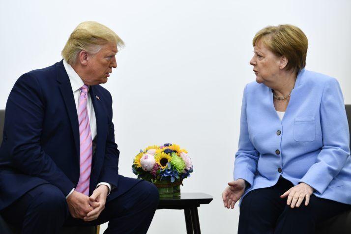 ترامپ: چه معنایی دارد آمریکا از آلمان حفاظت کند
