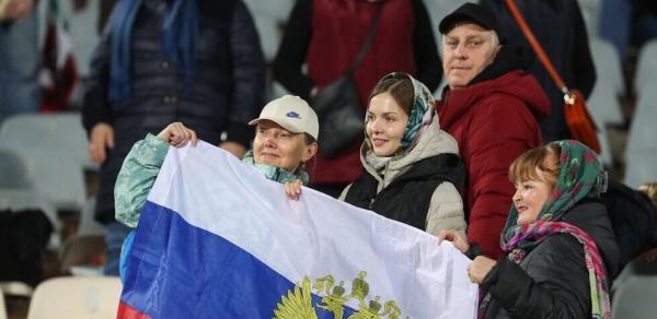 صدای روس ها در استادیوم آزادی در آمد ، روایت تلخ از اتفاقات نگران کننده